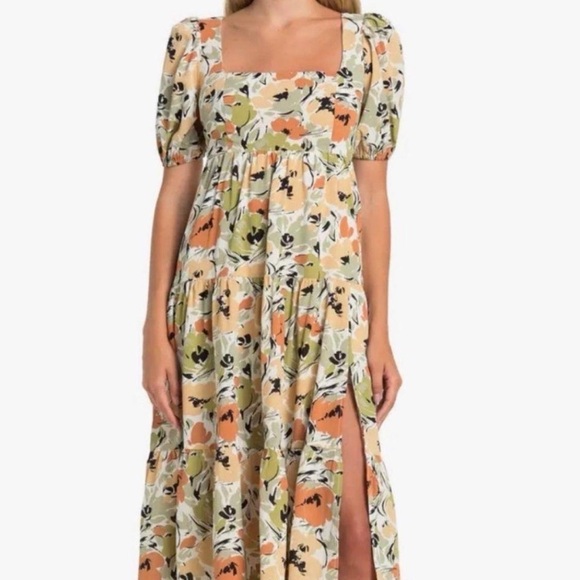 Astr Dresses & Skirts - ASTR Floral Puff Sleeve Midi Dress | Pockets | Square Neck | M